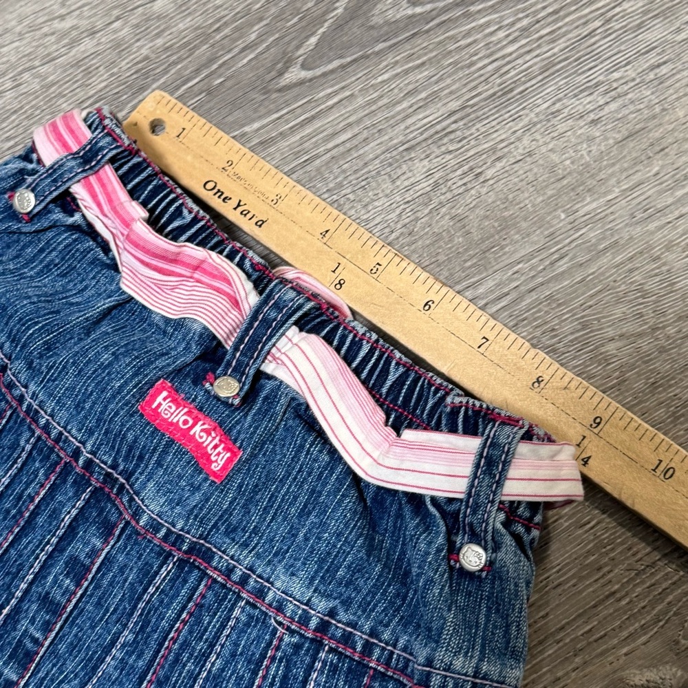 Y2K Toddler Girl Size 6 Hello Kitty belted  Denim Skirt vintage - Picture 8 of 8